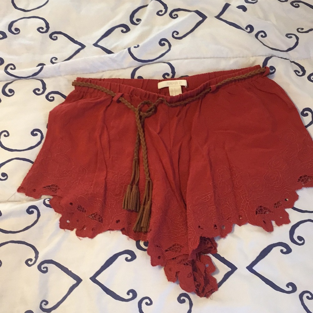 Light shorts